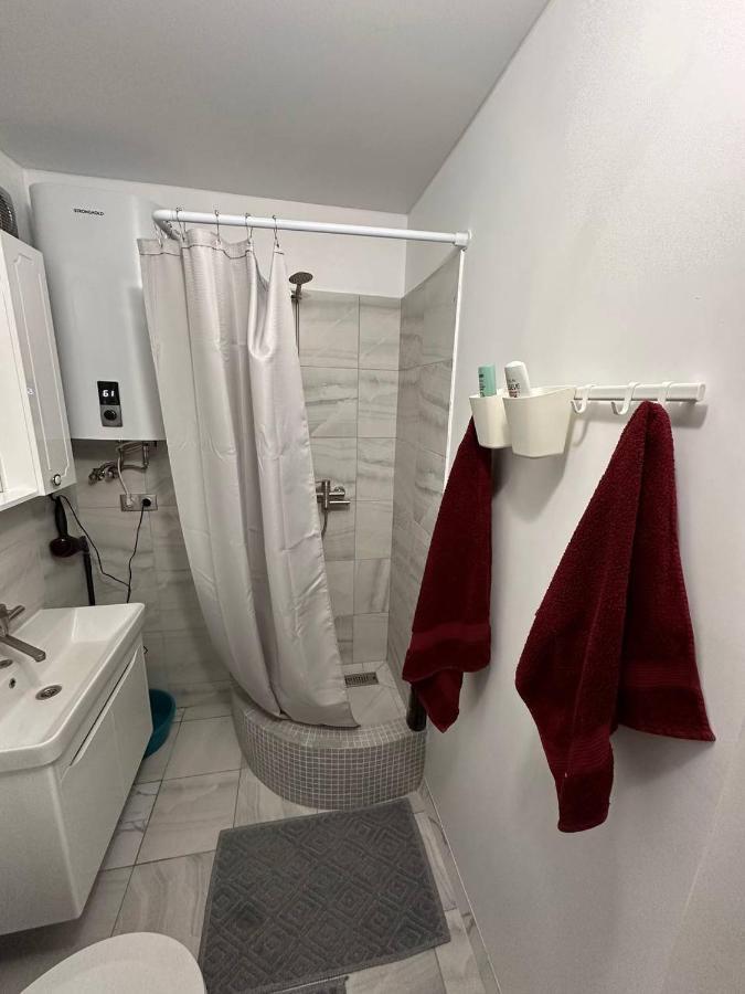 Comfy Apartment In The Center Κισινάου Εξωτερικό φωτογραφία